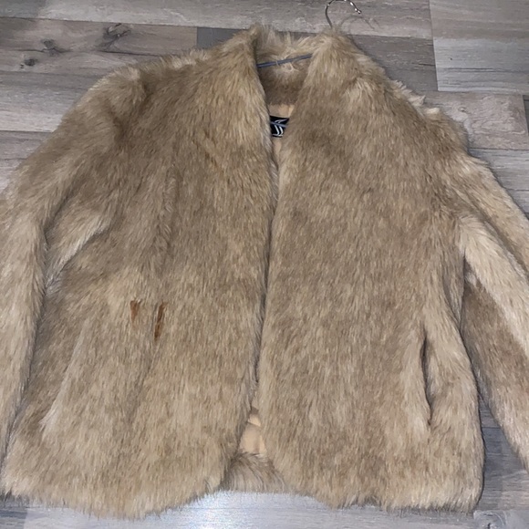 Vintage faux fur vest - Picture 2 of 9